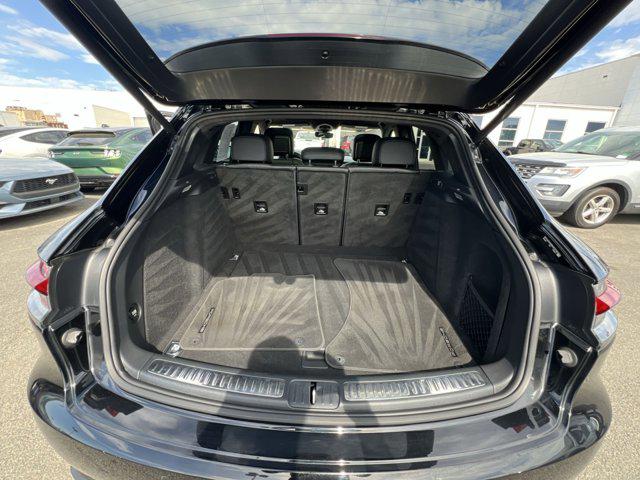 2021 Porsche Macan S
