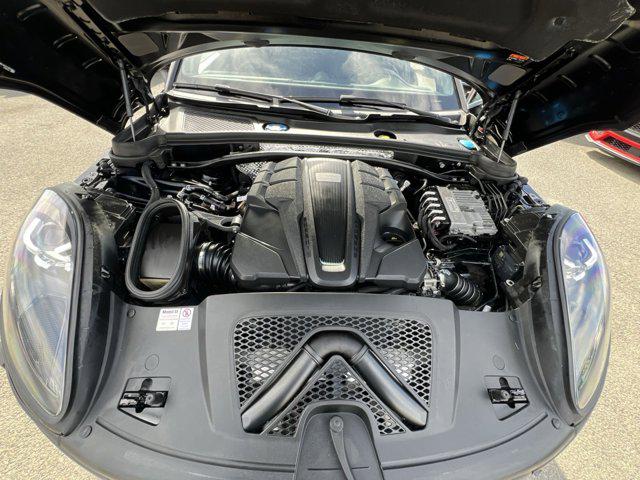 2021 Porsche Macan S