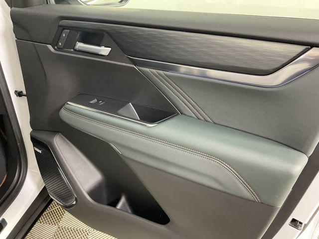 2025 GMC Acadia AWD AT4