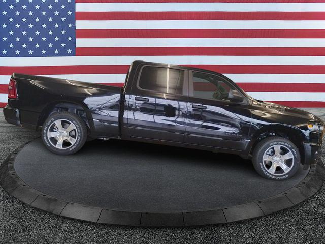 2026 RAM Ram 1500 RAM 1500 EXPRESS CREW CAB 4X4 64 BOX 2026 RAM Ram 1500 RAM 1500 EXPRESS CREW CAB 4X4 64 BOX