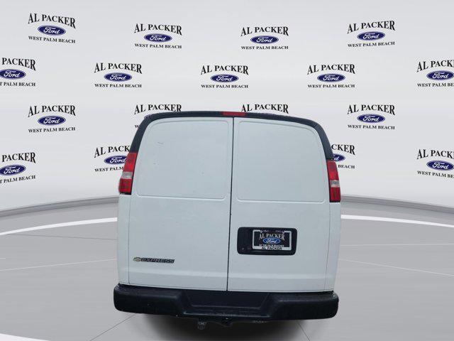 2022 Chevrolet Express Cargo Van RWD 2500 Extended Wheelbase WT