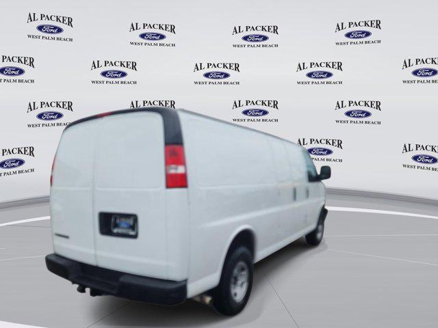 2022 Chevrolet Express Cargo Van RWD 2500 Extended Wheelbase WT