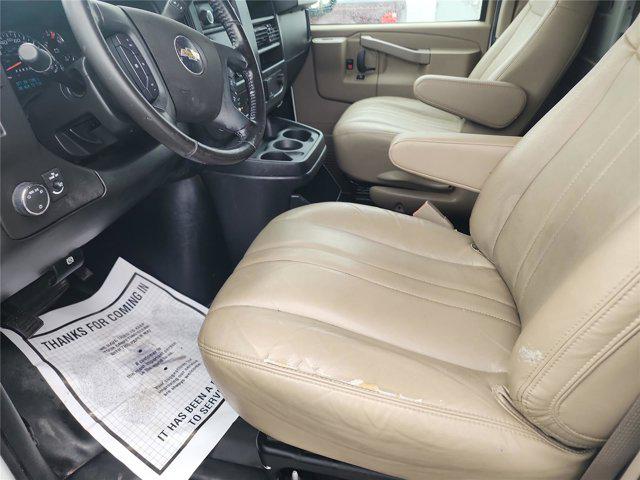 2022 Chevrolet Express Cargo Van RWD 2500 Extended Wheelbase WT