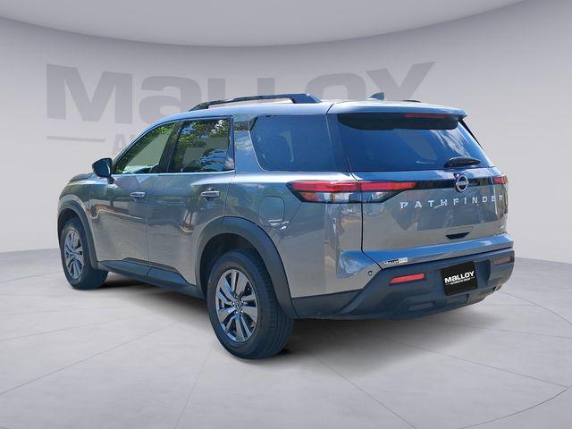 2025 Nissan Pathfinder SV 4WD