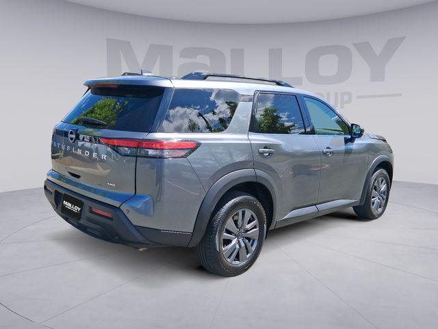2025 Nissan Pathfinder SV 4WD