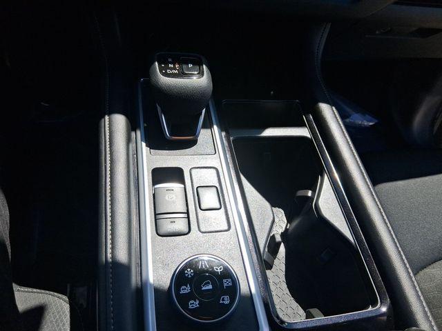 2025 Nissan Pathfinder SV 4WD