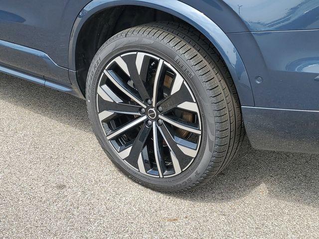 2026 Volvo XC90 Plug-In Hybrid Ultra Dark Theme, T8 AWD, Electric/Gasoline, 6 Seats