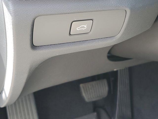 2026 Volvo V60 Cross Country Ultra, B5 AWD Gas (mild hybrid)