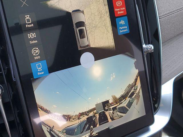 2026 Volvo XC90 Plus, B5 AWD Gas (mild hybrid), Gasoline, Bright, 7 Seats