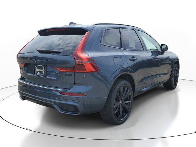 2026 Volvo XC60 B5 Ultra Black Edition