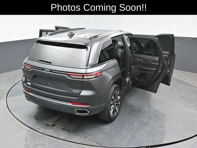 2022 Jeep Grand Cherokee Overland 4x4