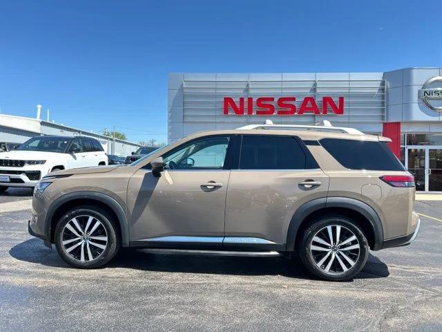 2023 Nissan Pathfinder Platinum 4WD