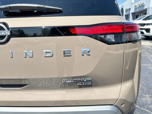2023 Nissan Pathfinder Platinum 4WD