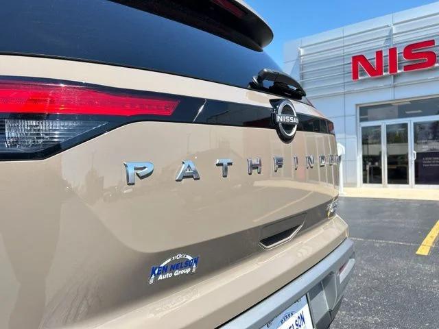 2023 Nissan Pathfinder Platinum 4WD