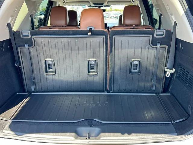 2023 Nissan Pathfinder Platinum 4WD