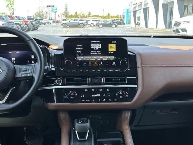 2023 Nissan Pathfinder Platinum 4WD