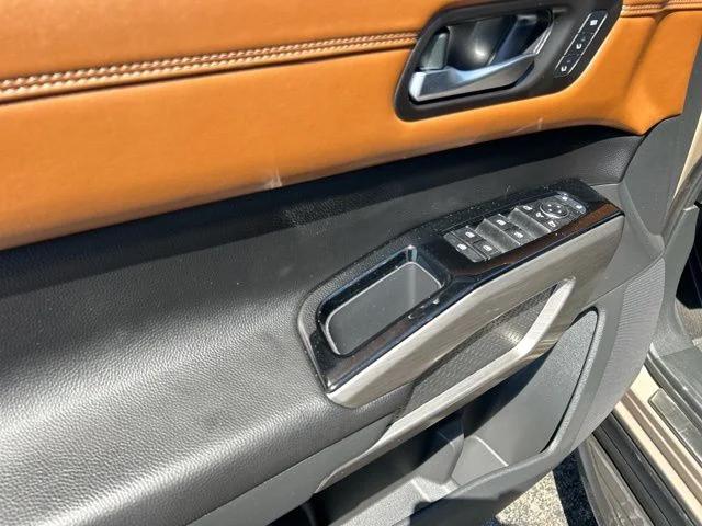 2023 Nissan Pathfinder Platinum 4WD