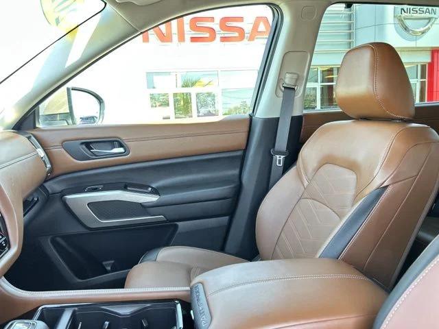 2023 Nissan Pathfinder Platinum 4WD