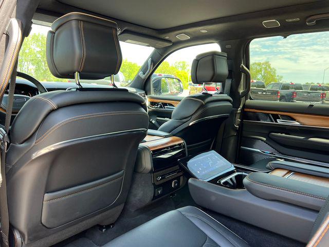 2025 Jeep Grand Wagoneer Series III 4x4