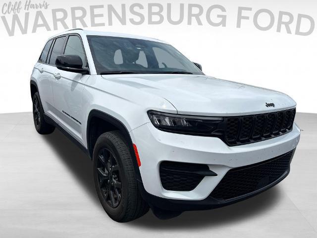 2025 Jeep Grand Cherokee Altitude 4x4 for sale in Warrensburg, MO