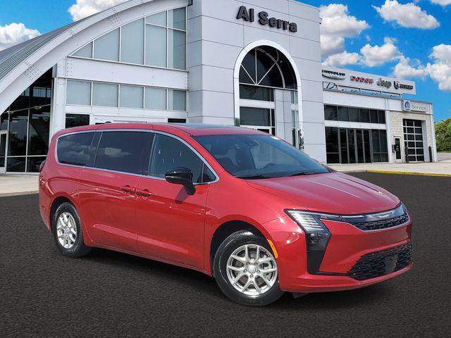 2027 Chrysler Pacifica Select for sale in Grand Blanc, MI