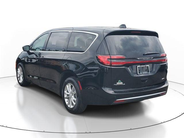 2027 Chrysler Pacifica PACIFICA SELECT AWD