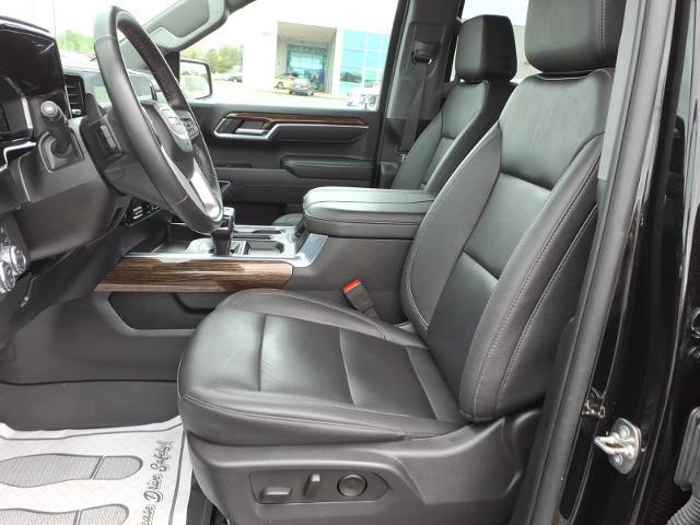 2025 GMC Sierra 1500 4WD Crew Cab Short Box Elevation with 3SB