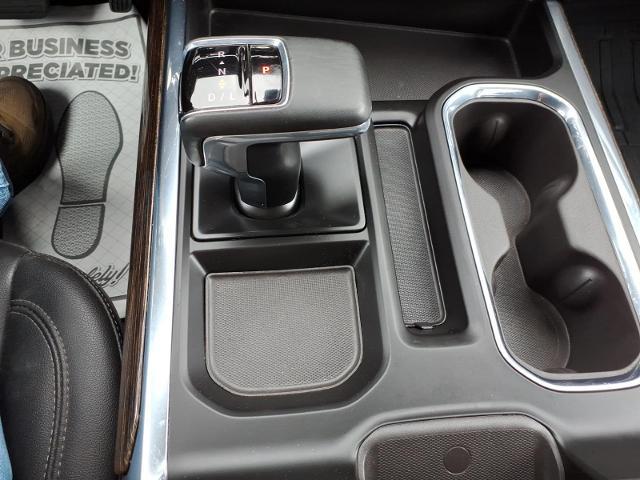 2025 GMC Sierra 1500 4WD Crew Cab Short Box Elevation with 3SB