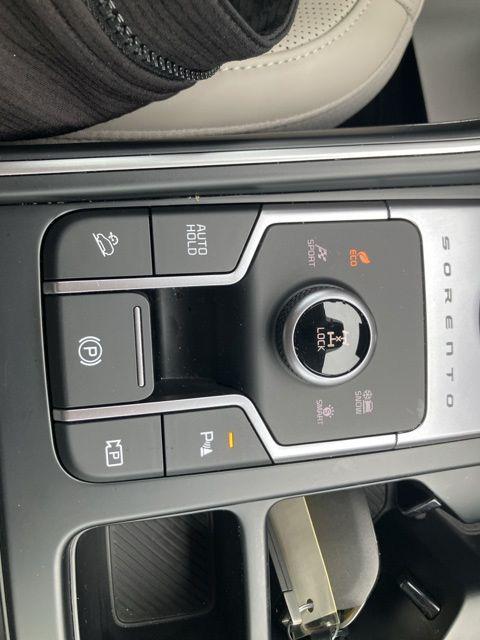 2025 Kia Sorento Hybrid EX