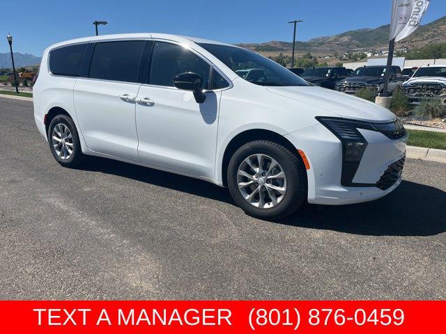 2027 Chrysler Pacifica Select for sale in Morgan, UT