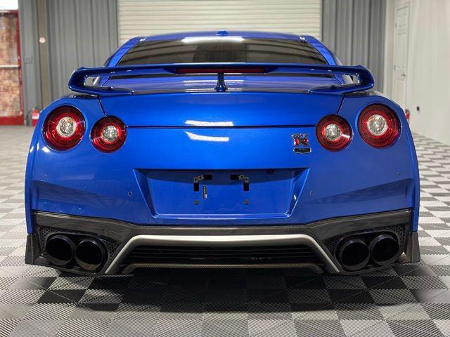 2020 Nissan GT-R Premium Dual-clutch 6-Speed Transmission