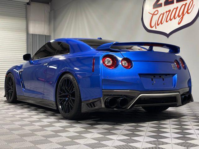 2020 Nissan GT-R Premium Dual-clutch 6-Speed Transmission