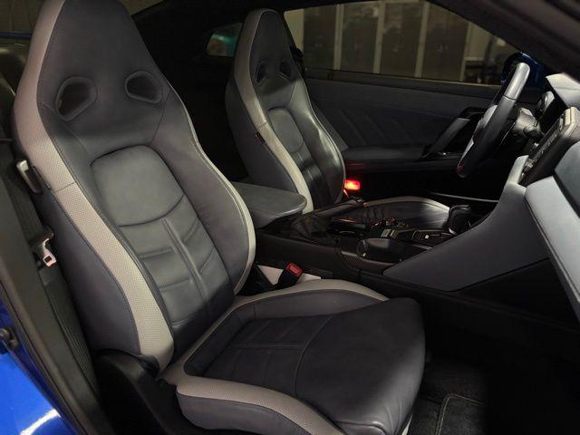 2020 Nissan GT-R Premium Dual-clutch 6-Speed Transmission