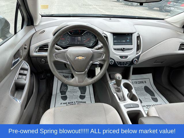 2018 Chevrolet Cruze LS Auto