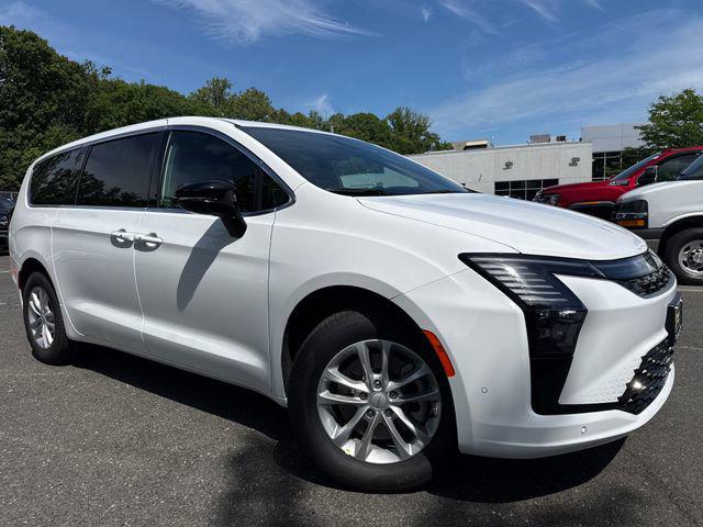 2027 Chrysler Pacifica PACIFICA SELECT AWD