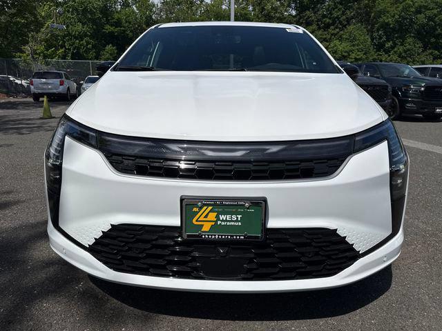 2027 Chrysler Pacifica PACIFICA SELECT AWD