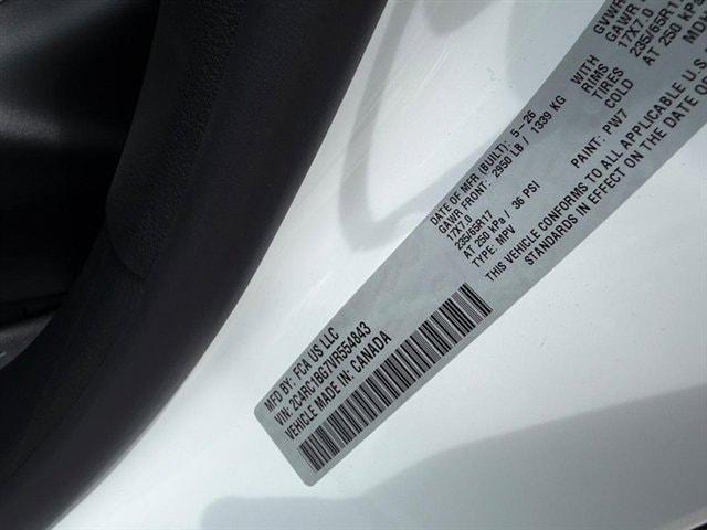 2027 Chrysler Pacifica Select