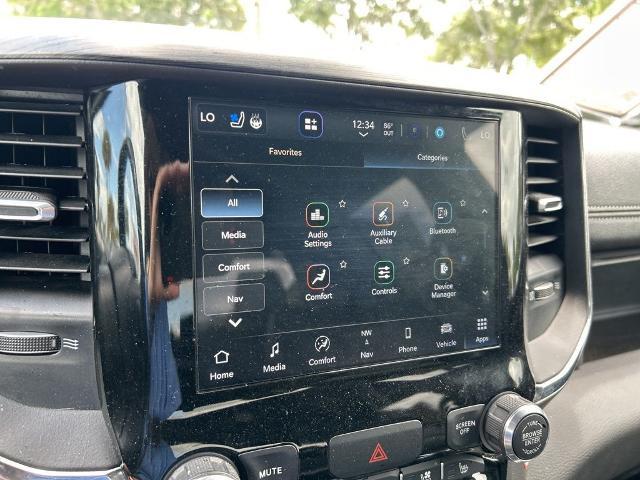 2024 Ram 1500 Laramie Crew Cab 4x2 5'7" Box