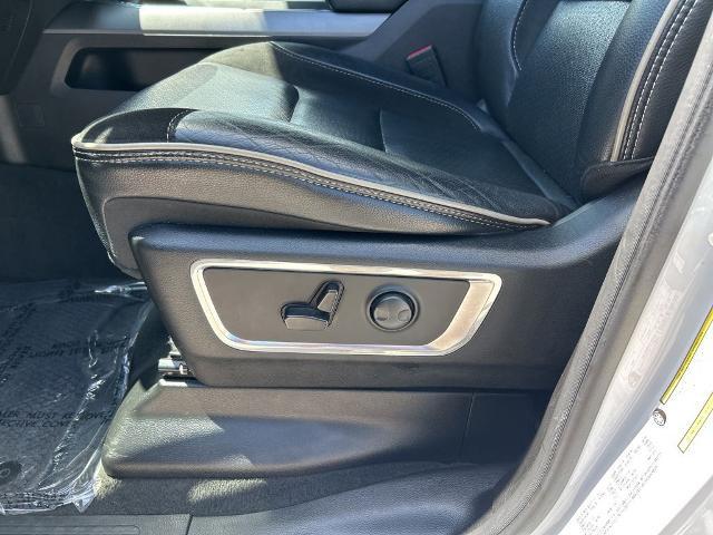 2024 Ram 1500 Laramie Crew Cab 4x2 5'7" Box