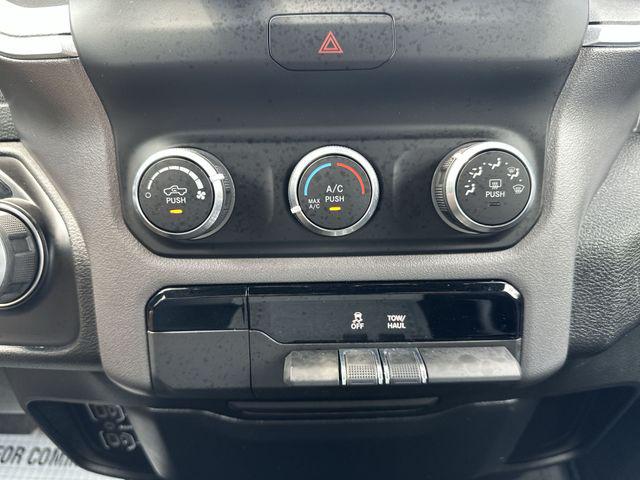 2023 Ram 1500 Lone Star Crew Cab 4x4 5'7" Box