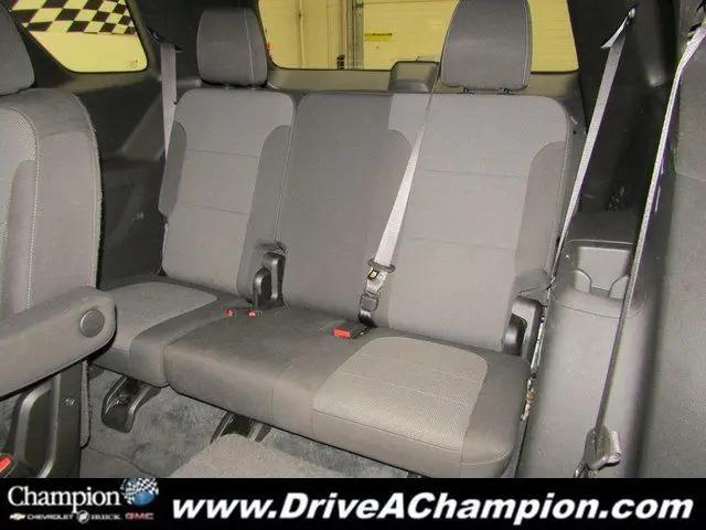 2022 Chevrolet Traverse FWD LT Cloth