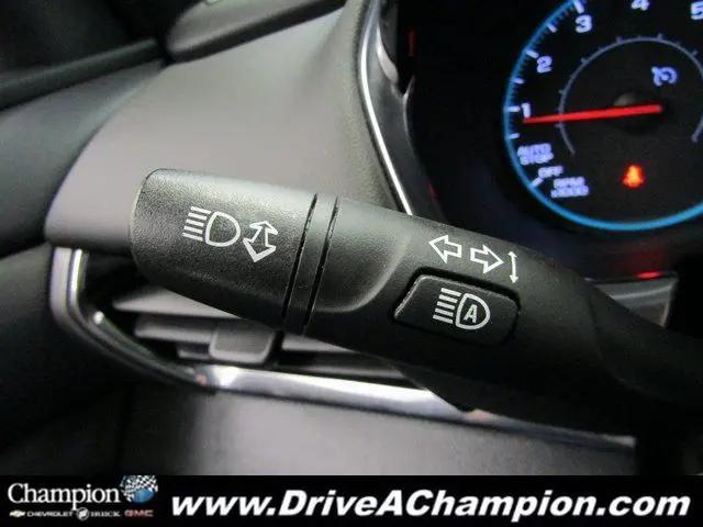 2022 Chevrolet Traverse FWD LT Cloth