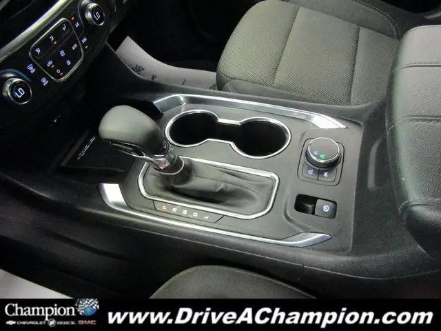 2022 Chevrolet Traverse FWD LT Cloth
