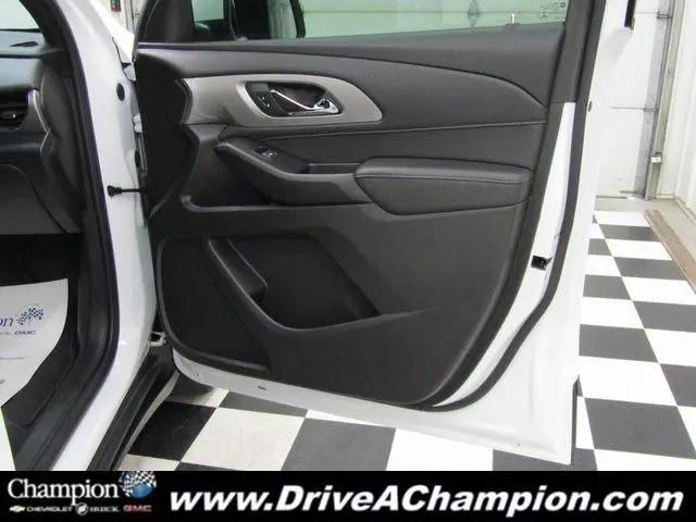 2022 Chevrolet Traverse FWD LT Cloth