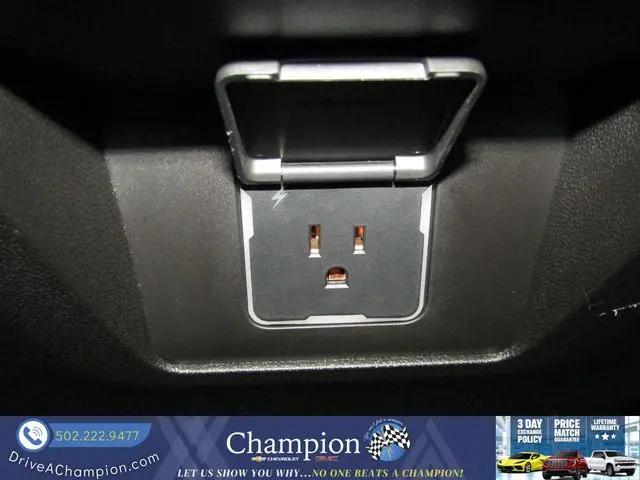 2023 Chevrolet Tahoe 4WD RST