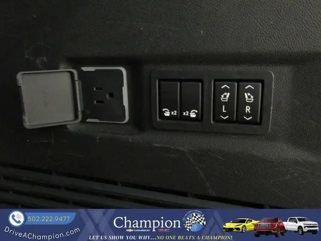 2022 GMC Yukon 4WD Denali