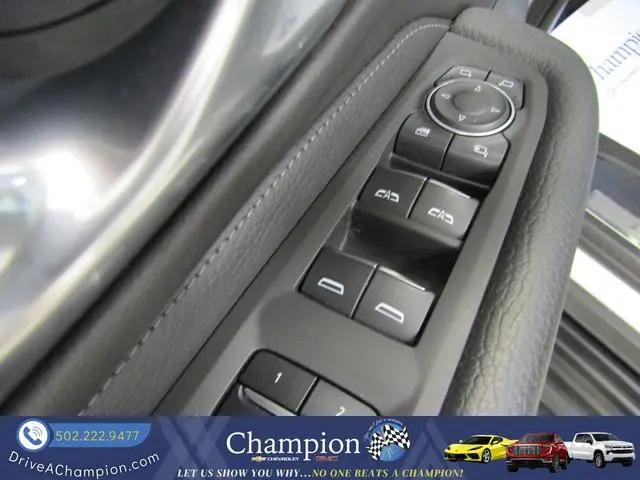 2022 GMC Yukon 4WD Denali