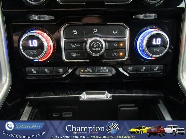 2022 GMC Yukon 4WD Denali