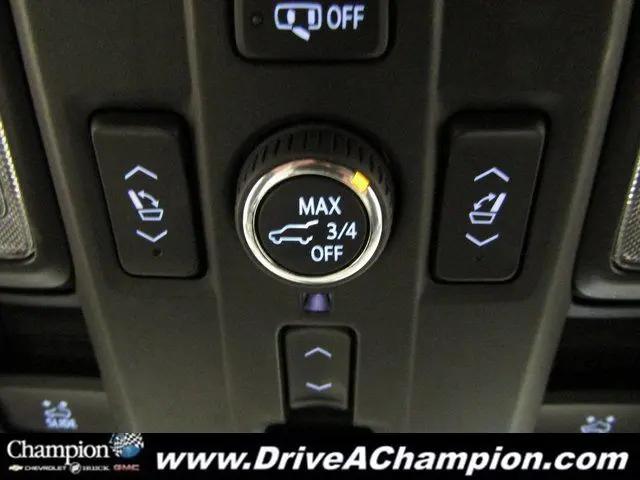 2022 GMC Yukon 4WD Denali