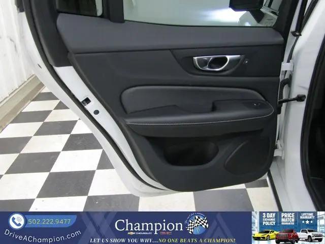 2024 Volvo S60 B5 Plus Black Edition